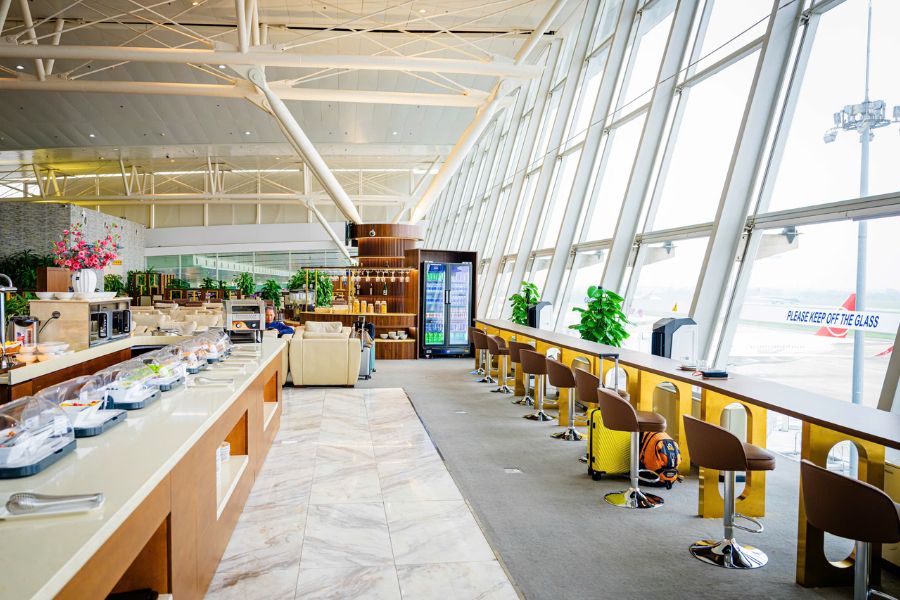 Facilities and Services Available at Hanoi Airport